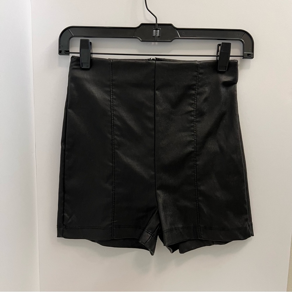 4 Pairs of Akira Shorts Size Small BUNDLE - Picture 12 of 15